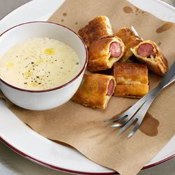 Рецепт Сосисок в тесте с картофельным кремом