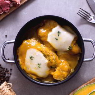 Рецепт Свиной отбивной с тыквенным кремом и сыром