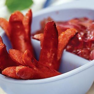 Рецепт Копченых колбасок с луковым мармеладом