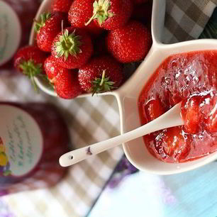 Рецепт Мармелада из клубники и ревеня