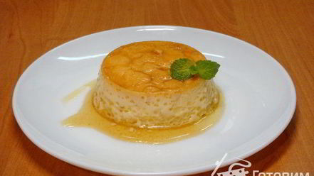 Рецепт молочного пудинга с карамелью