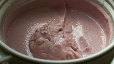 Рецепт малинового мороженого