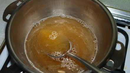 Рецепт мороженого медово-лимонного с орехами