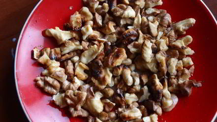 Рецепт мороженого медово-лимонного с орехами