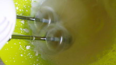 Рецепт мороженого медово-лимонного с орехами