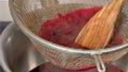 Рецепт мороженого с кулиссой из ежевики