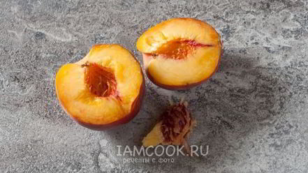 Рецепт персикового мороженого для фризера