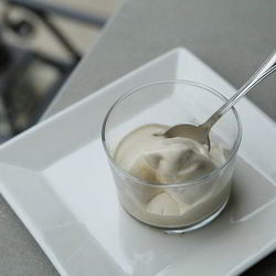 Рецепт Сливочно-кофейного мороженого