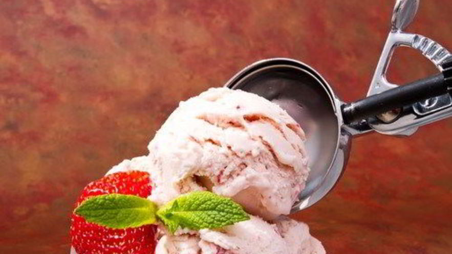 Рецепт томатна-клубничного мороженого