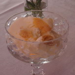 Рецепт Ванильного мороженого с абрикосами