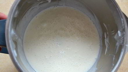 Рецепт ванильного мороженого со сливочным сыром и медом