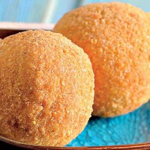 Рецепт Жареного мороженого с соусом из маракуйи