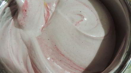 Рецепт клюквенного торта-мусса с миндальным пралине праздничный