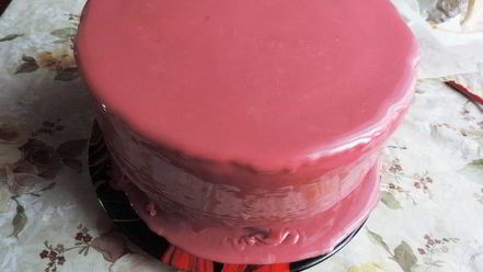 Рецепт клюквенного торта-мусса с миндальным пралине праздничный