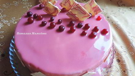 Рецепт клюквенного торта-мусса с миндальным пралине праздничный