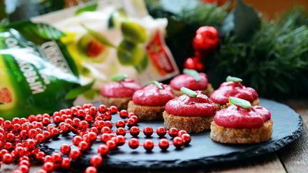 Рецепт селедочного мусса на хрустящих тостах