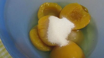 Рецепт шоколадных конфет с персиковым муссом