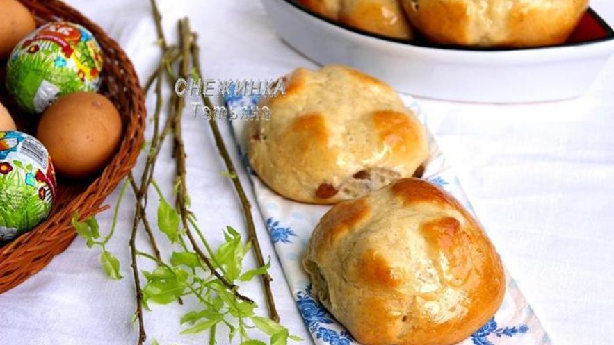 Рецепт английских пасхальных булочек