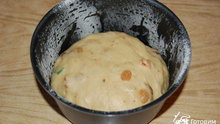 Рецепт кулича с цукатами и изюмом