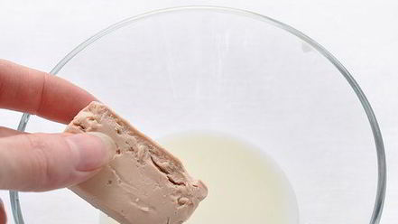 Рецепт кулича с цукатами и изюмом