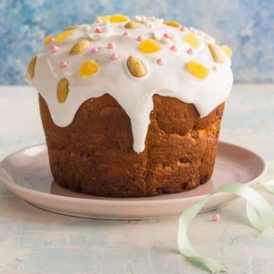 Рецепт Кулича с цукатами, миндалем и изюмом