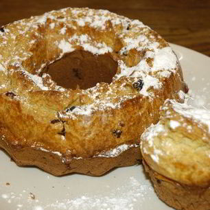 Рецепт Кулича с вишней и клюквой