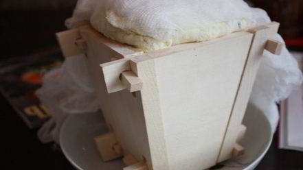 Рецепт нежнейшей ванильной пасхи с миндалем и цукатами