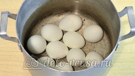 Рецепт пасхальных яиц в полоску