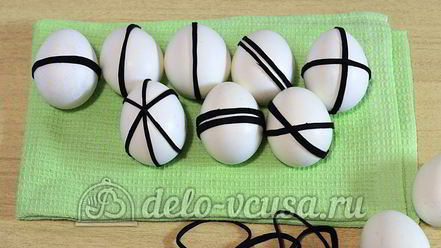 Рецепт пасхальных яиц в полоску