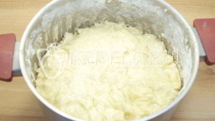 Рецепт вкусного пасхального кулича с изюмом