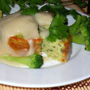 Рецепт Рыбного пудинга со шпинатом под соусом