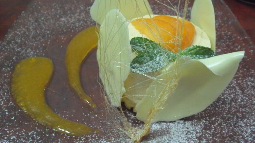 Рецепт карамельного суфле с абрикосовым пюре