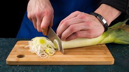 Рецепт киша с сырным суфле и помидорами черри