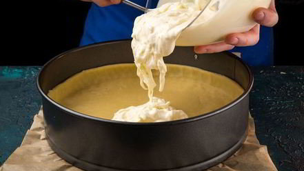 Рецепт киша с сырным суфле и помидорами черри