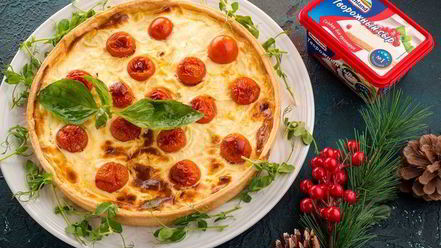 Рецепт киша с сырным суфле и помидорами черри