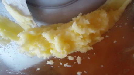 Рецепт конфет романтика ночи с миндально-творожным суфле