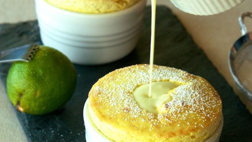 Рецепт мангового суфле под кокосово-лаймовым заварным кремом