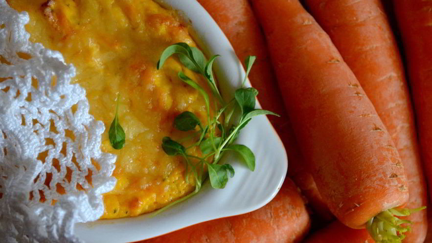 Рецепт морковна-творожного суфле с молодой рукколой