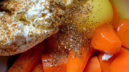 Рецепт морковна-творожного суфле с молодой рукколой