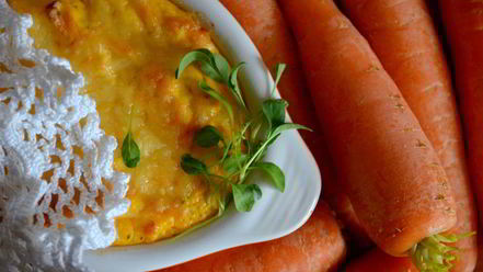 Рецепт морковна-творожного суфле с молодой рукколой