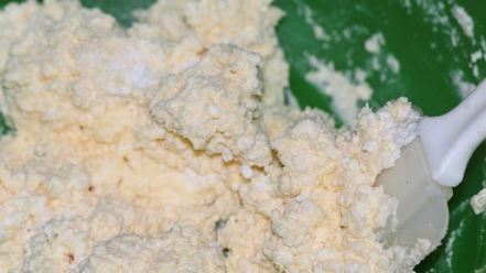 Рецепт сладкого киша с творожным суфле и абрикосами