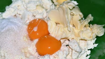 Рецепт сладкого киша с творожным суфле и абрикосами