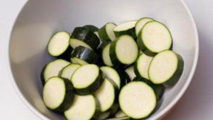 Рецепт суфле из кабачков под грибным соусом