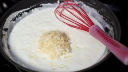 Рецепт суфле из кабачков под грибным соусом