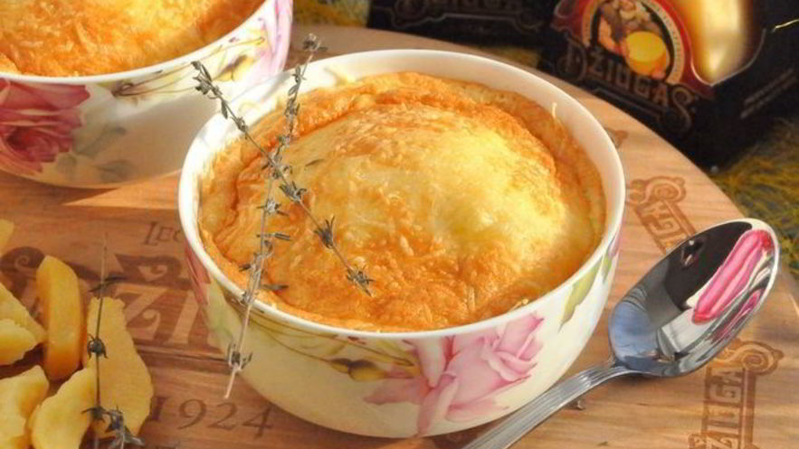 Рецепт суфле из козьего сыра и сыра джюгас с тимьяном