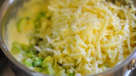 Рецепт суфле с чеддером и кабачками