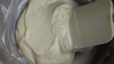 Рецепт мини-тирамису с томатным чатни и бальзамическим сиропом