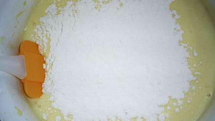 Рецепт творожного торта-десерта с пьяными вишнями в стиле тирамису