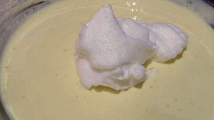 Рецепт экзотического тирамису с личи, ананасом и кокосом