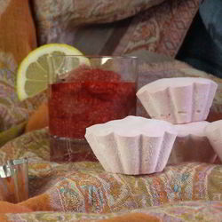 Рецепт Брусничного зефира с малиновым соусом